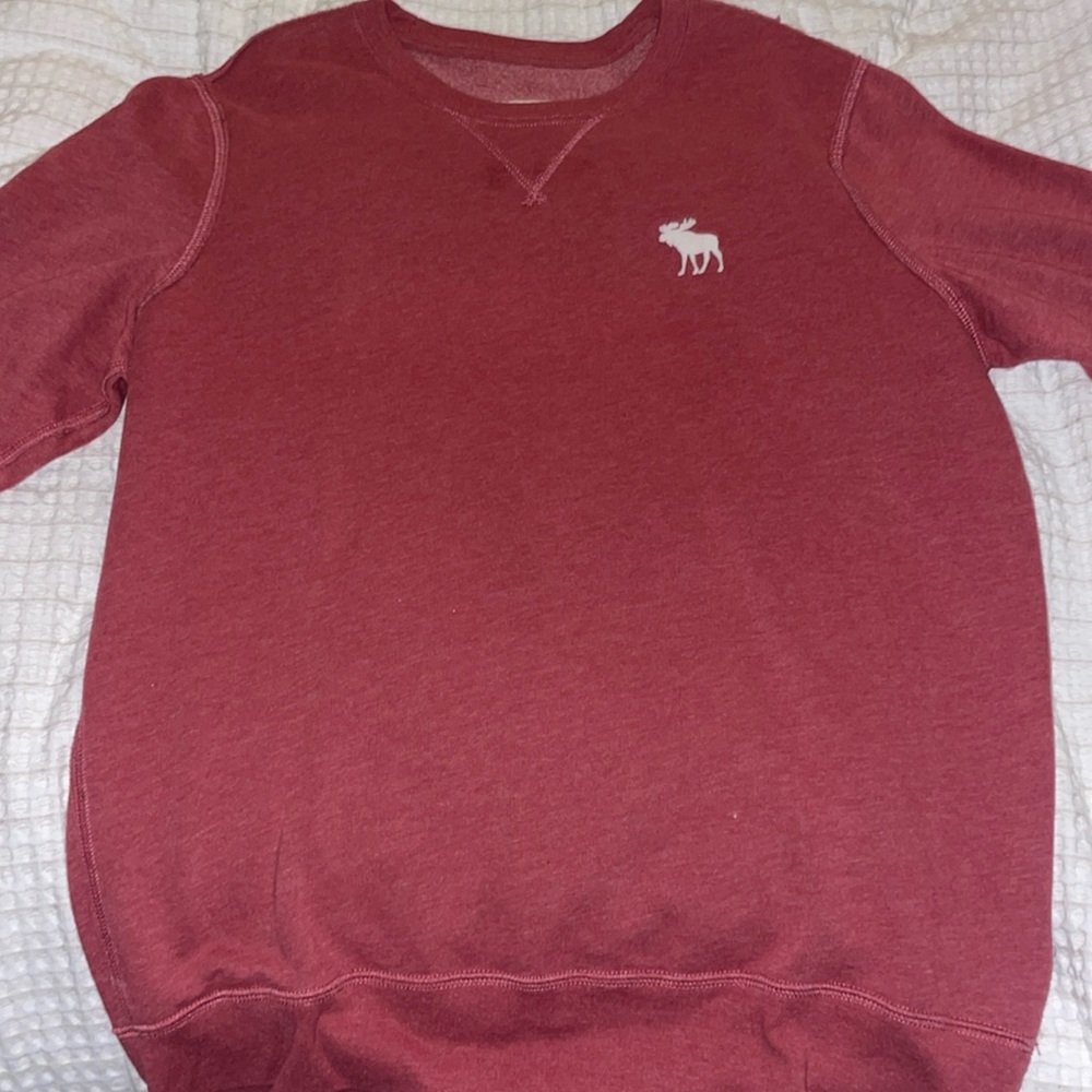 Abercrombie red crewneck